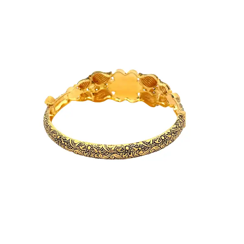 22K Gold Fashion Bangle - Free size